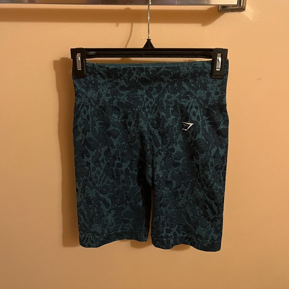 Gymshark Adapt Animal Seamless Cycling Shorts in Teal - Picture 3 of 4